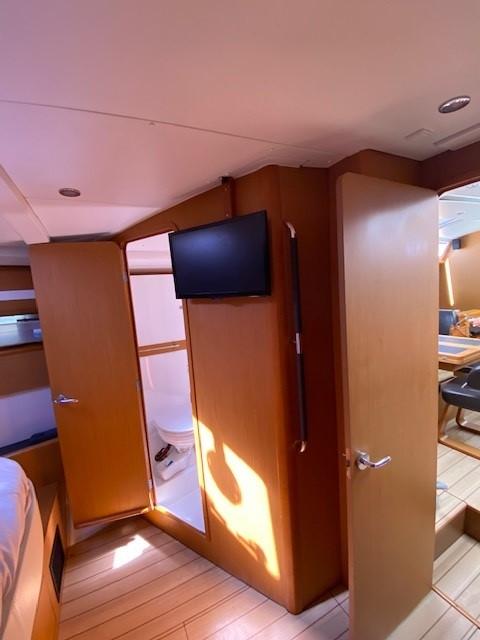 TV in Fwd Cabin