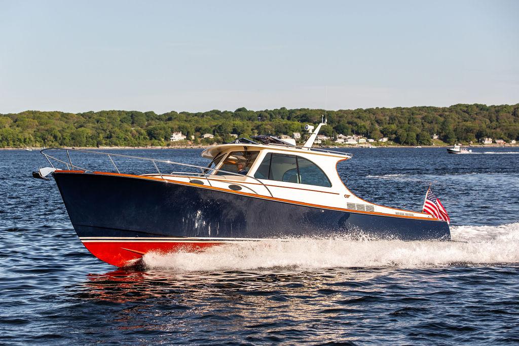 2018-hinckley-picnic-boat-37-mkiii-power-9832039-20250609060506090-1_XLARGE
