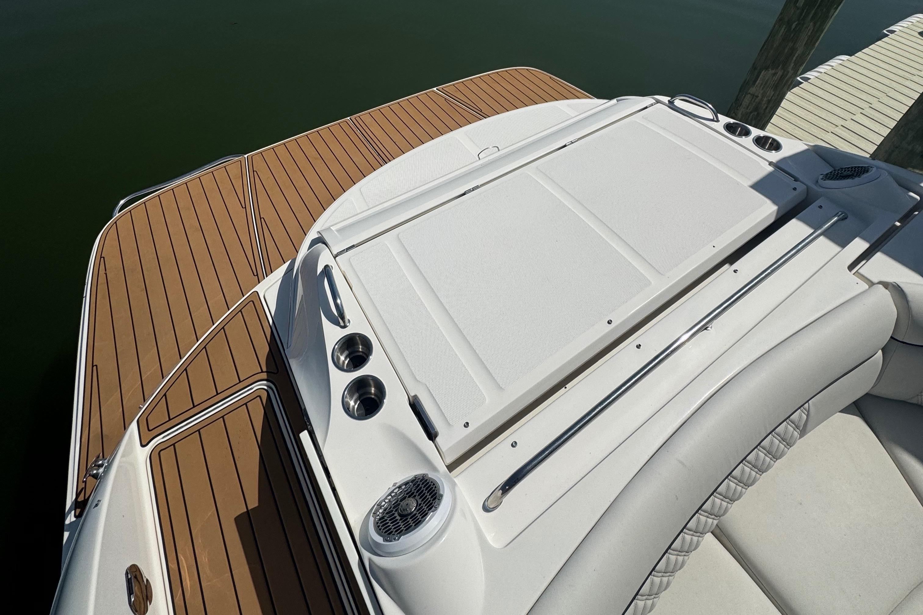 2015-sea-ray-350-slx-power-9782053-20250515100222635-1_XLARGE