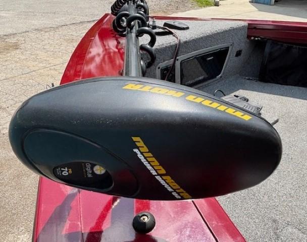 2015 Tracker Targa V-18 Combo boat with Minn Kota trolling motor, red finish.