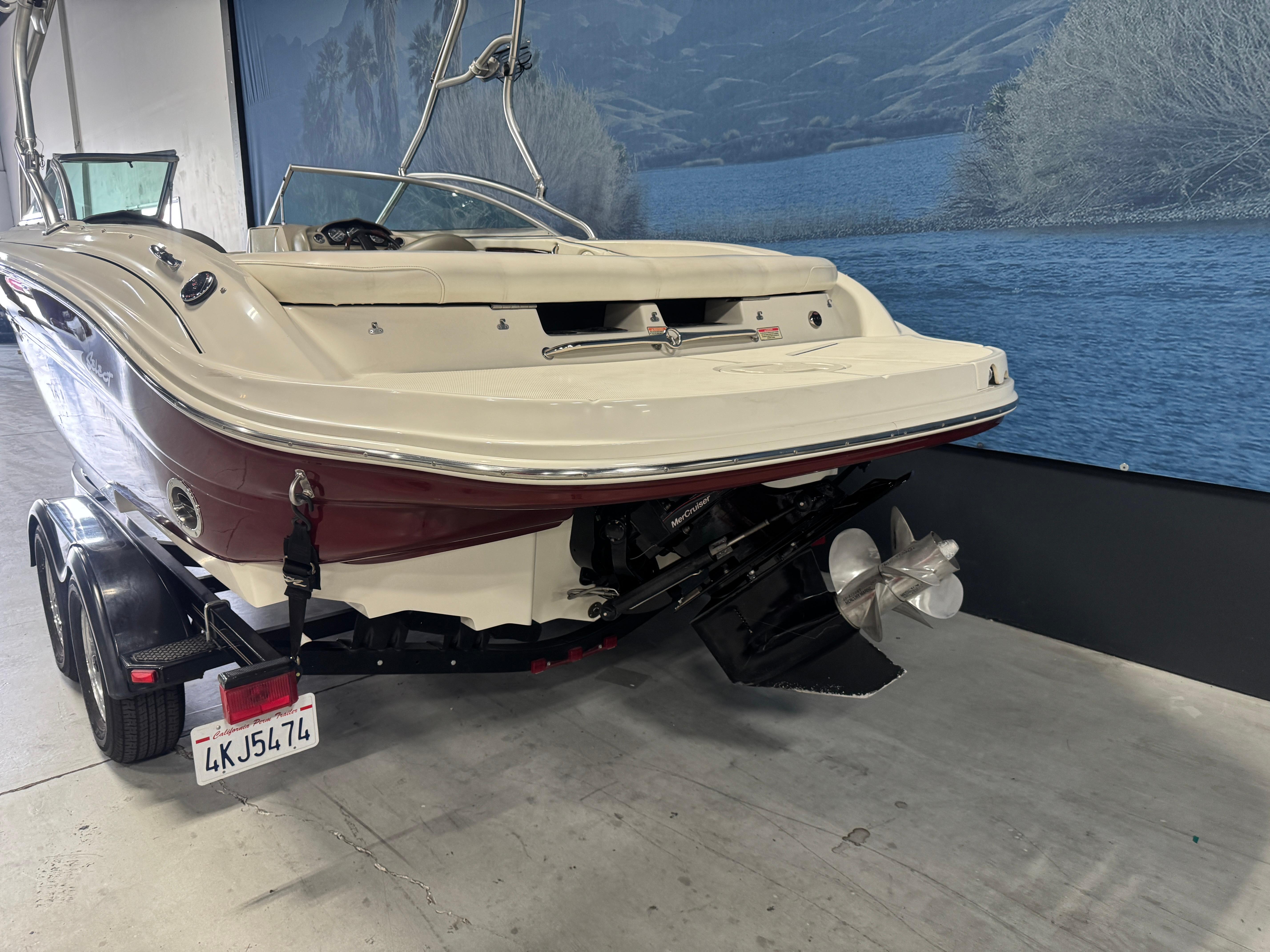 2006 Sea Ray 220 Select #TBDW4943 inventory image at Sun Country Marine Group, Irvine 2006 Sea Ray 220 Select #TBDW4943 inventory image at Sun Country Marine Group, Irvine