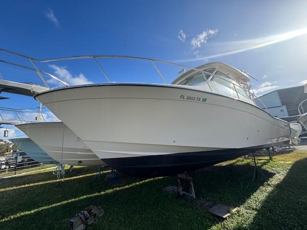 2021 Grady-White Express 370