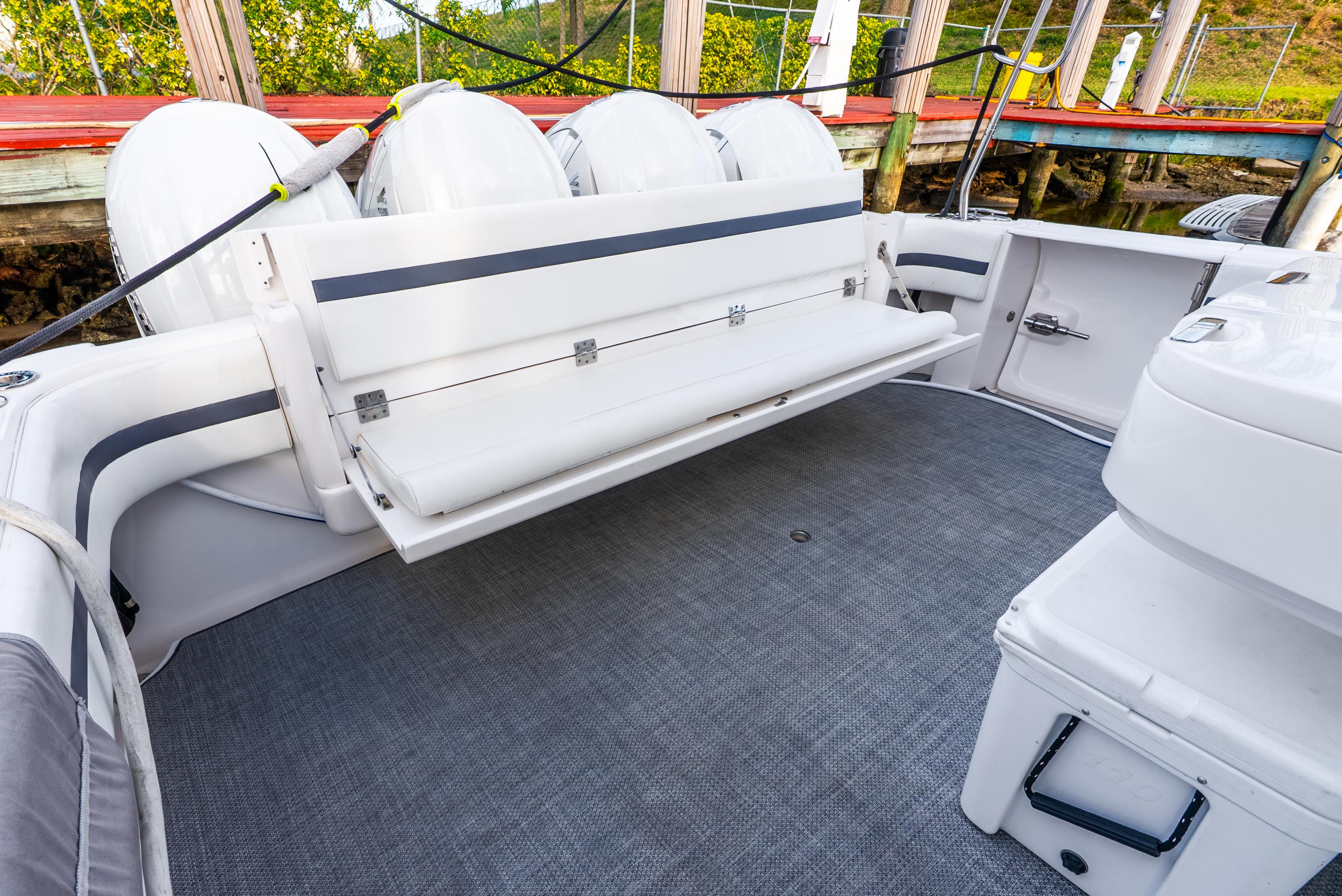 Intrepid-475 Sport Yacht 2019-Her Salt Bouys SC-US-9432059 | Thumbnail