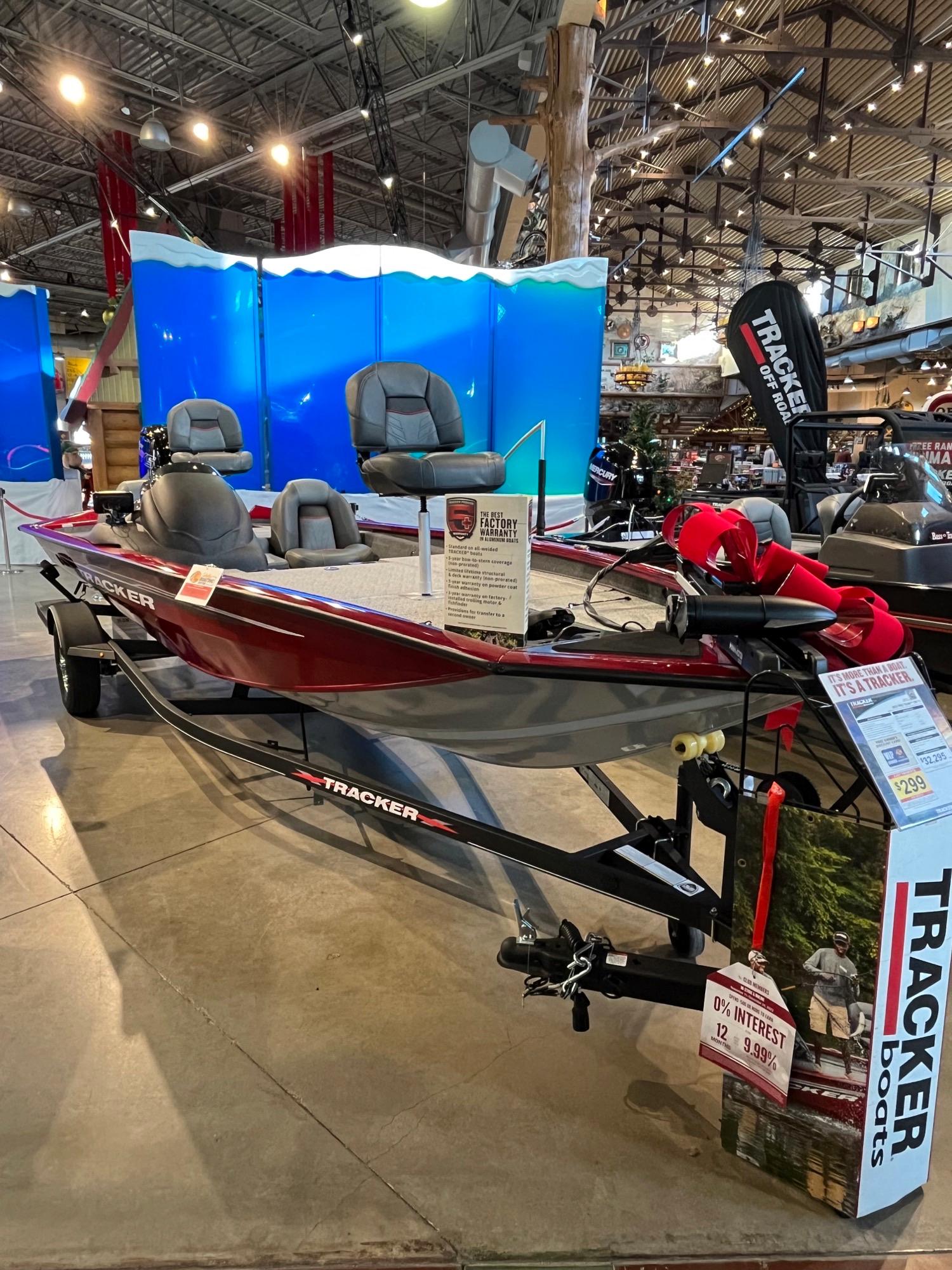 Tracker Boats Gear Fall 2019 Catalog by Powertex Group - Issuu