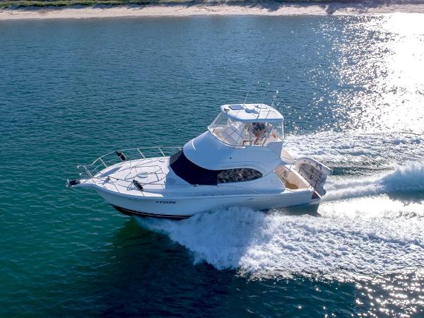 Photo of 2005 Riviera 43'