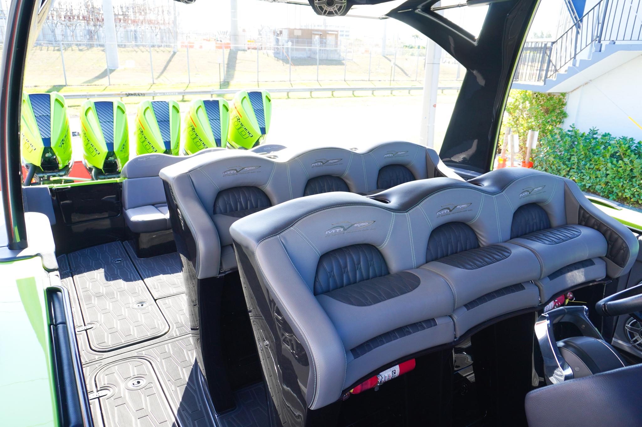 MTI-50V Center Console 2022 -MO-US-9722074 | Thumbnail