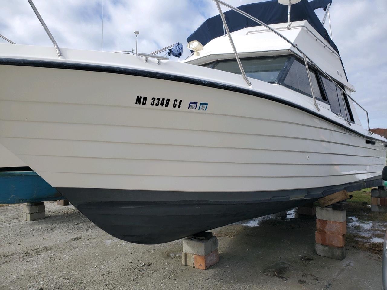 M 7074 RD Knot 10 Yacht Sales