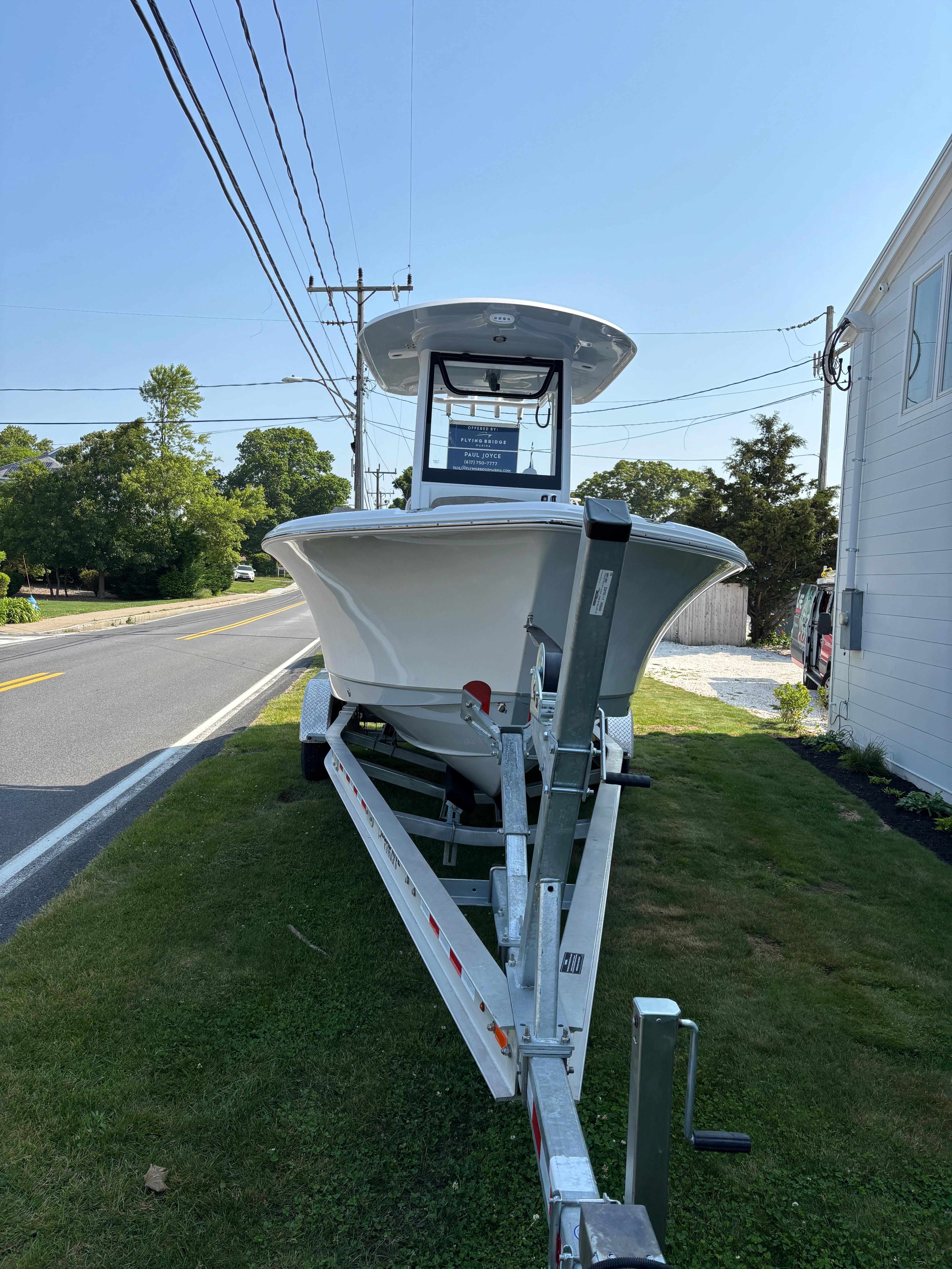 2026-sea-hunt-ultra-235-se-power-9752078-20250612061830796-1_XLARGE