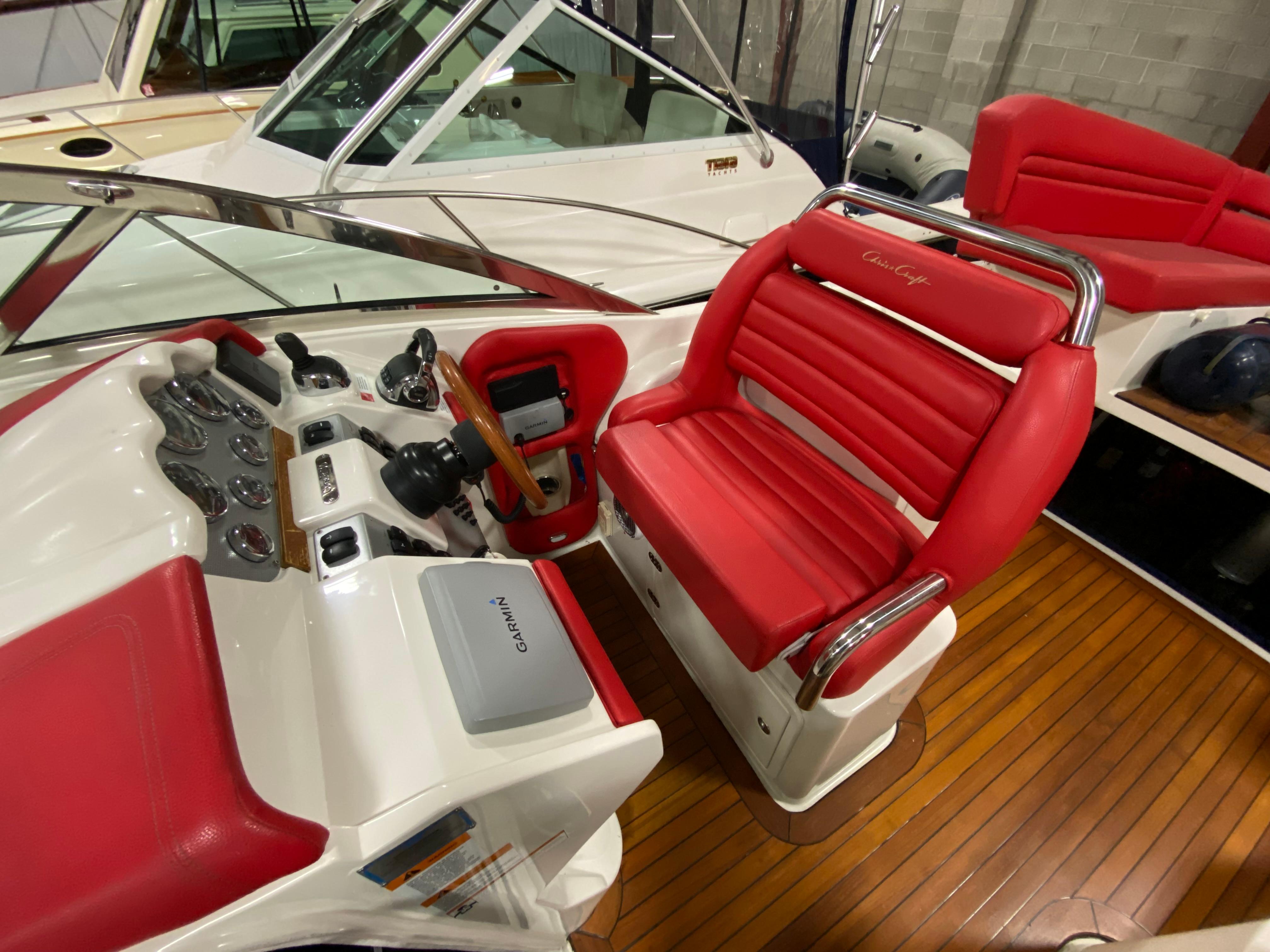 Chris-Craft Corsair 36 2013 | HMY Yachts