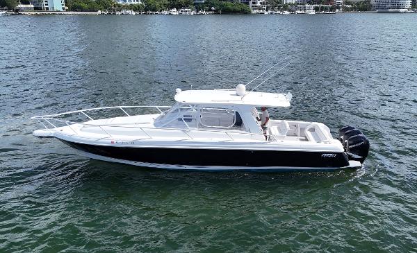 39' Intrepid, Listing Number 100917264, - Photo No. 8