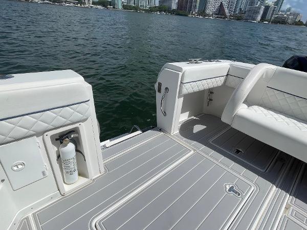 39' Intrepid, Listing Number 100917264, - Photo No. 14