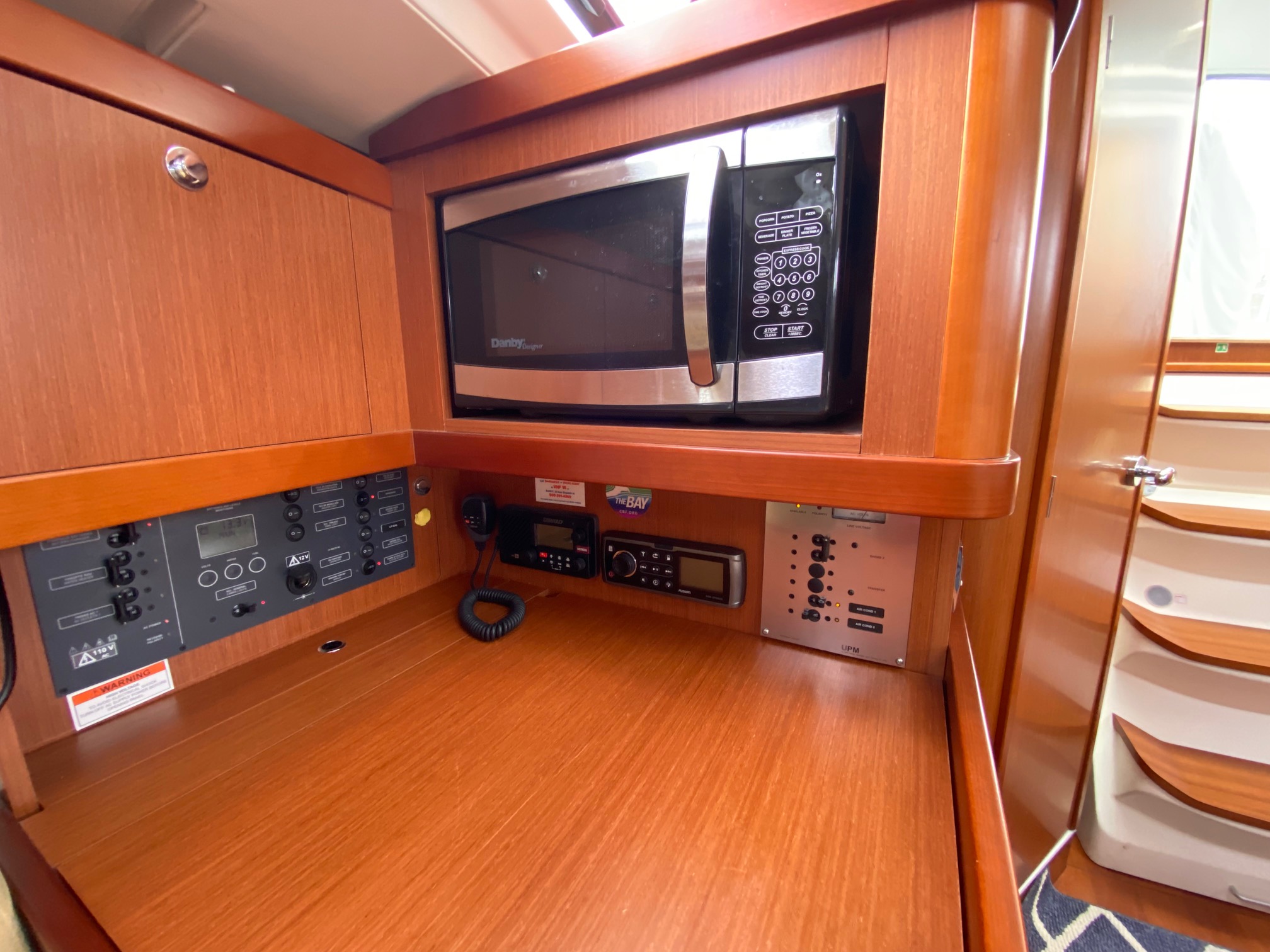 Yacht Photos Pics