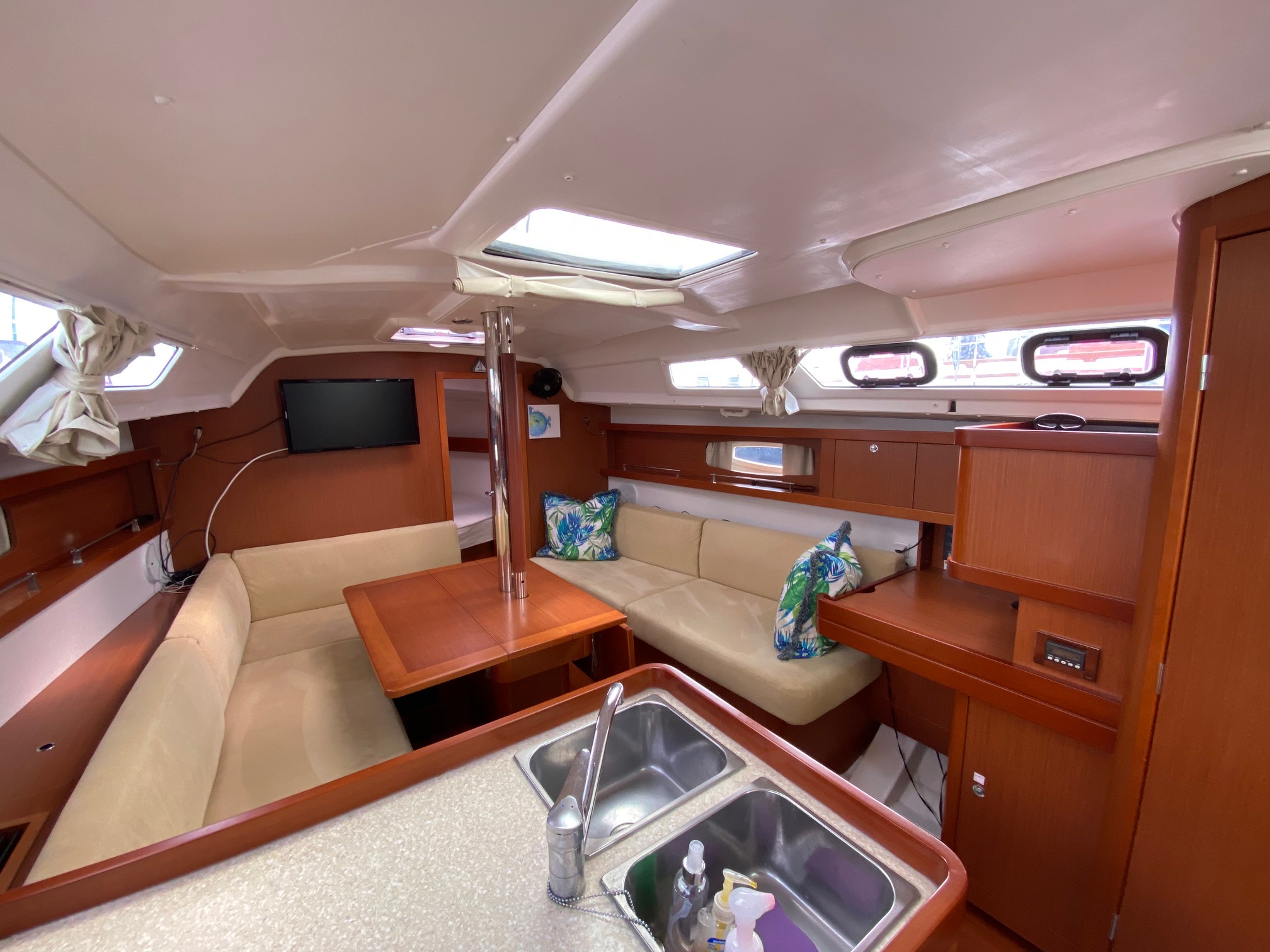 Yacht Photos Pics