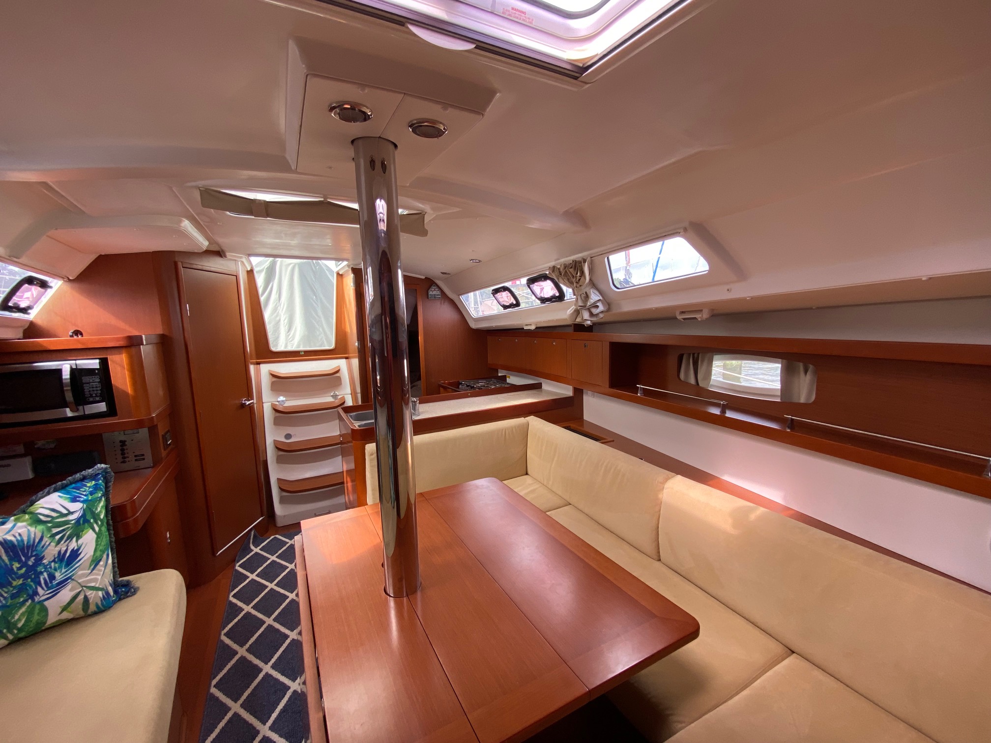 Yacht Photos Pics