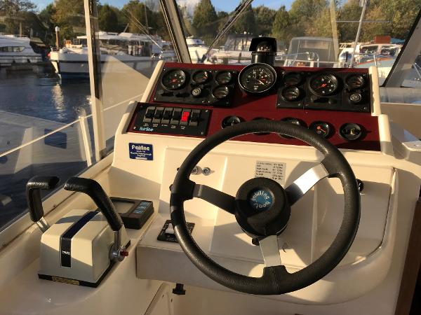 1981 Fairline Mirage 29