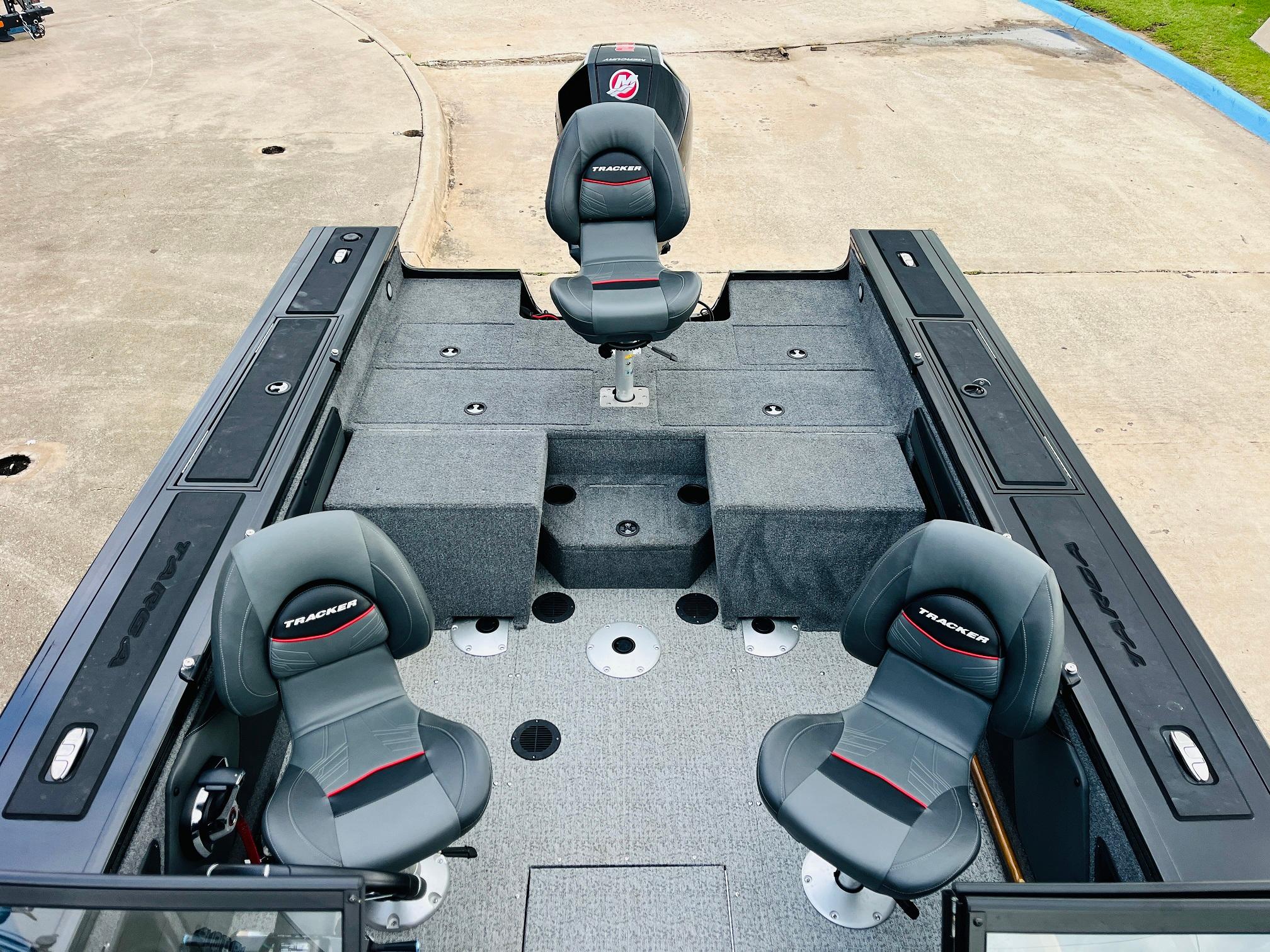 2023 Tracker Targa V-19 WT