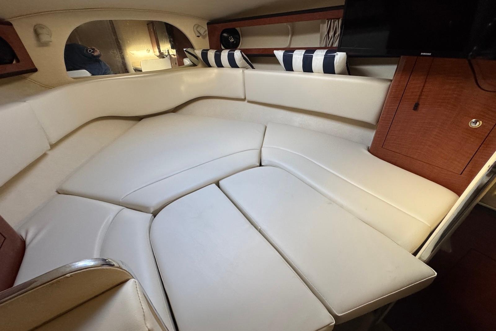 NY 8411 DW Knot 10 Yacht Sales NY 8411 DW Knot 10 Yacht Sales