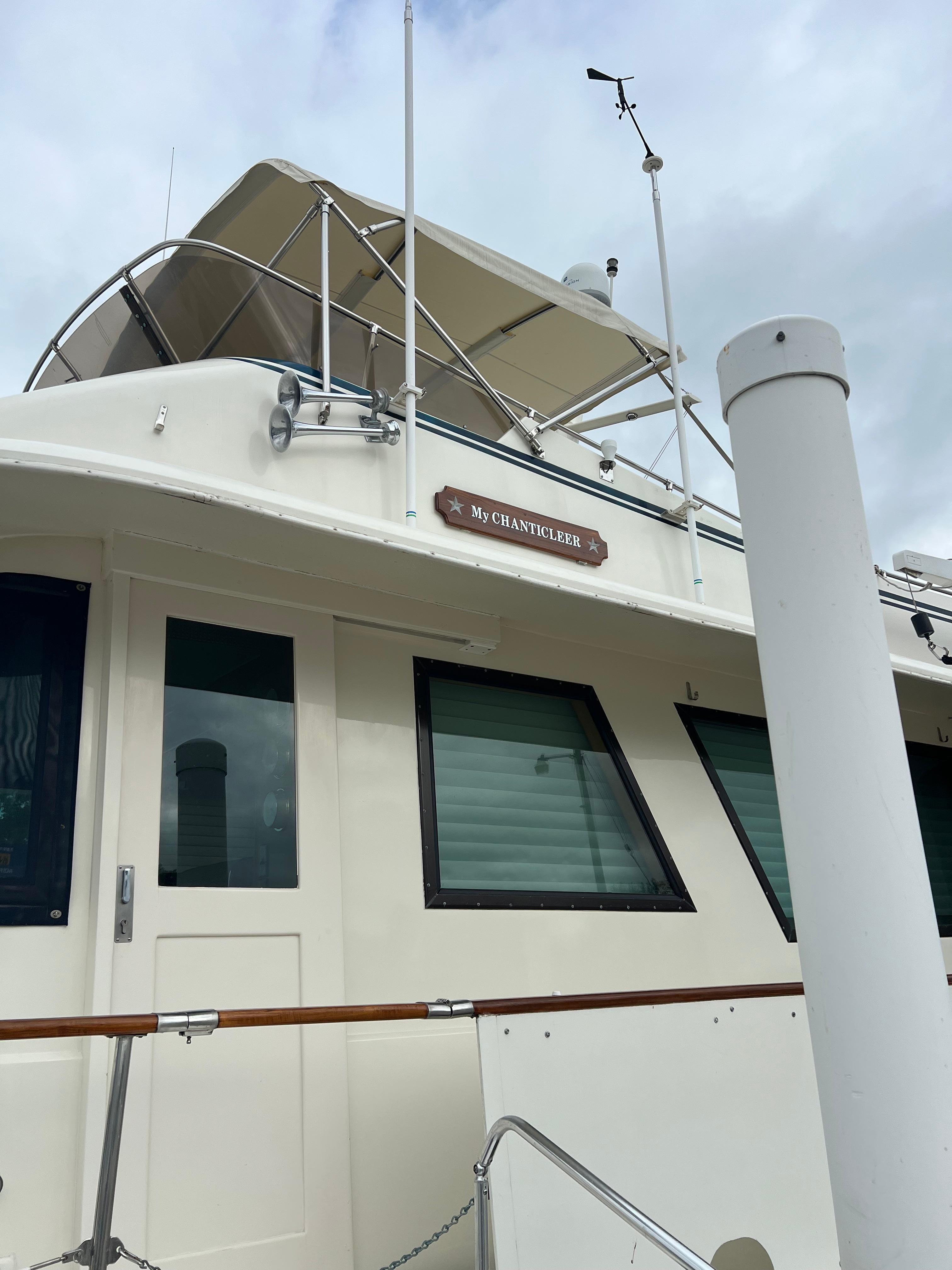 Hatteras-61 CPMY 1984-MY CHANTICLEER MI-US-Port side house-9842121 | Thumbnail