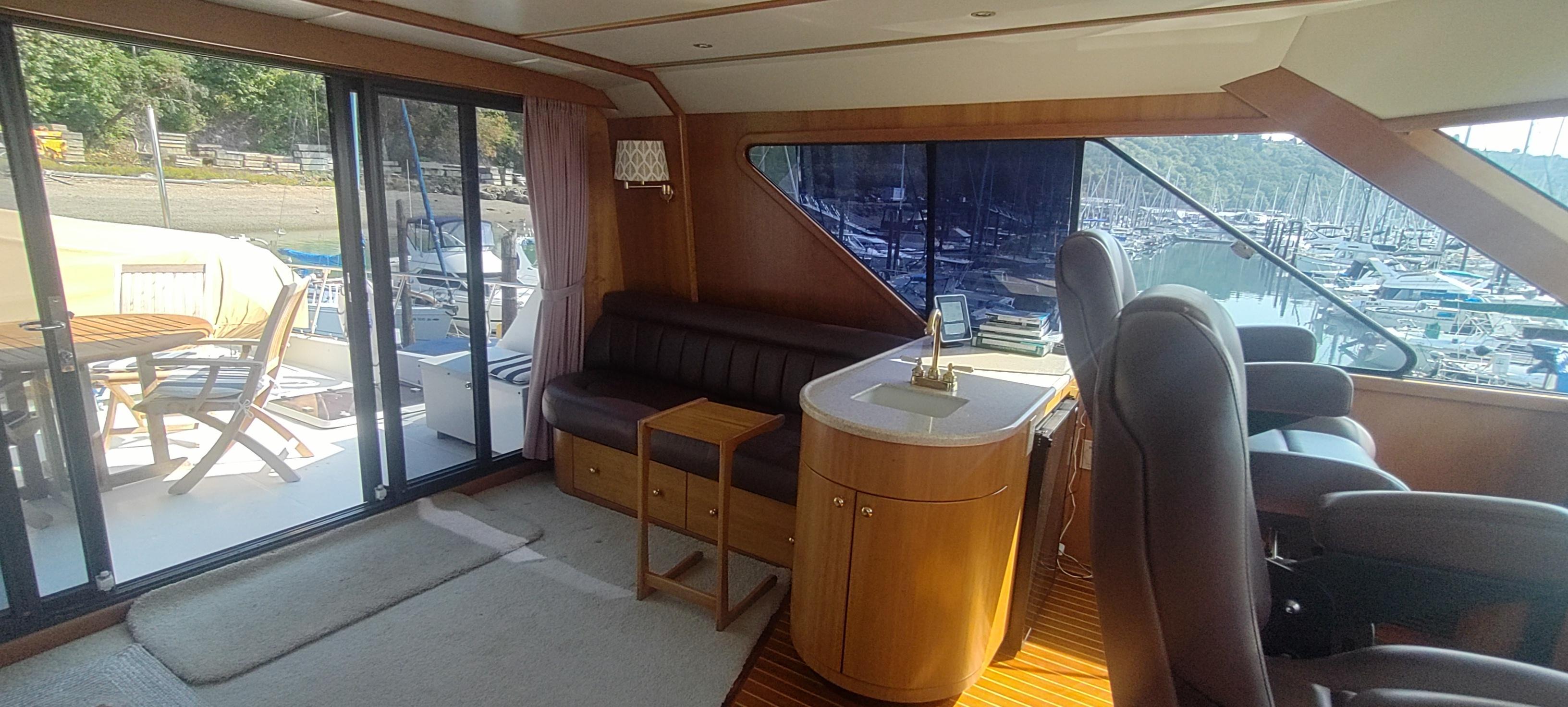 1996 Wendon 72 Skylounge #TBBJW72 inventory image at Sun Country Marine Group, Seattle, WA 1996 Wendon 72 Skylounge #TBBJW72 inventory image at Sun Country Marine Group, Seattle, WA