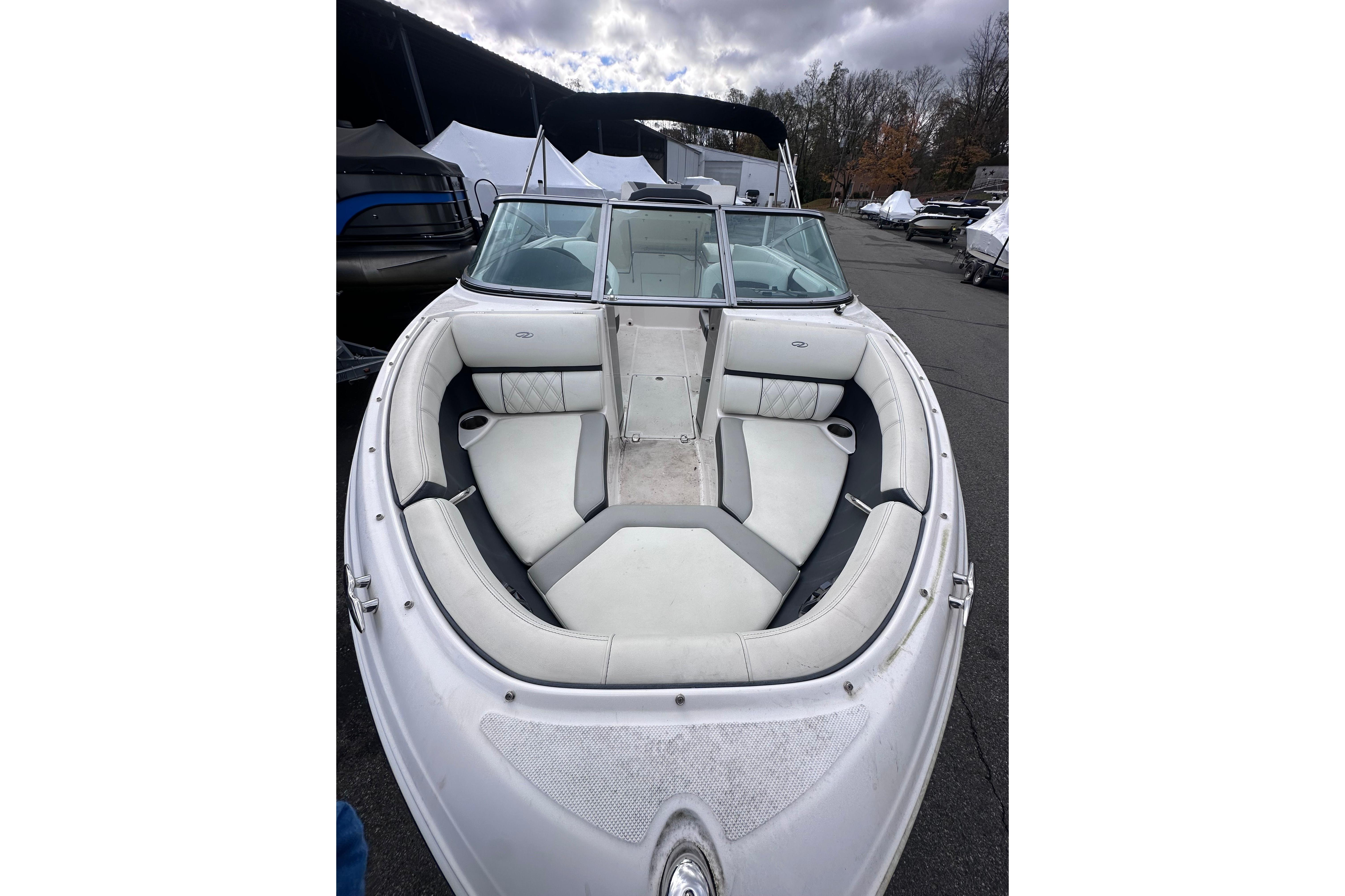 2020 Regal 21 OBX 13