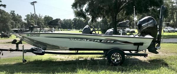 2019 Tracker Boats boat for sale, model of the boat is Pro Team™ 195  TXW Tournament Edition & Image # 1 of 11