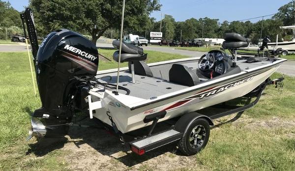 2019 Tracker Boats boat for sale, model of the boat is Pro Team™ 195  TXW Tournament Edition & Image # 6 of 11