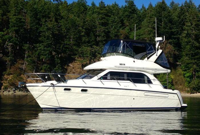 2002 Bayliner 3488 Flybridge Sedan Seattle, Washington - Boynton Yachts