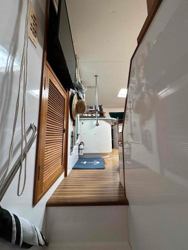 42' Manta, Listing Number 100917068, - Photo No. 51