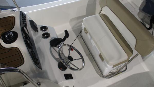 2021 Pioneer boat for sale, model of the boat is 180 Sportfish & Image # 8 of 36