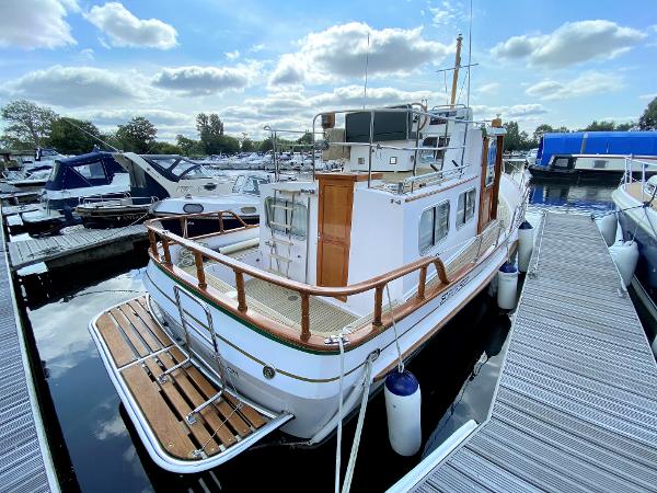 1992 Eagle 32 Trawler Pilothouse