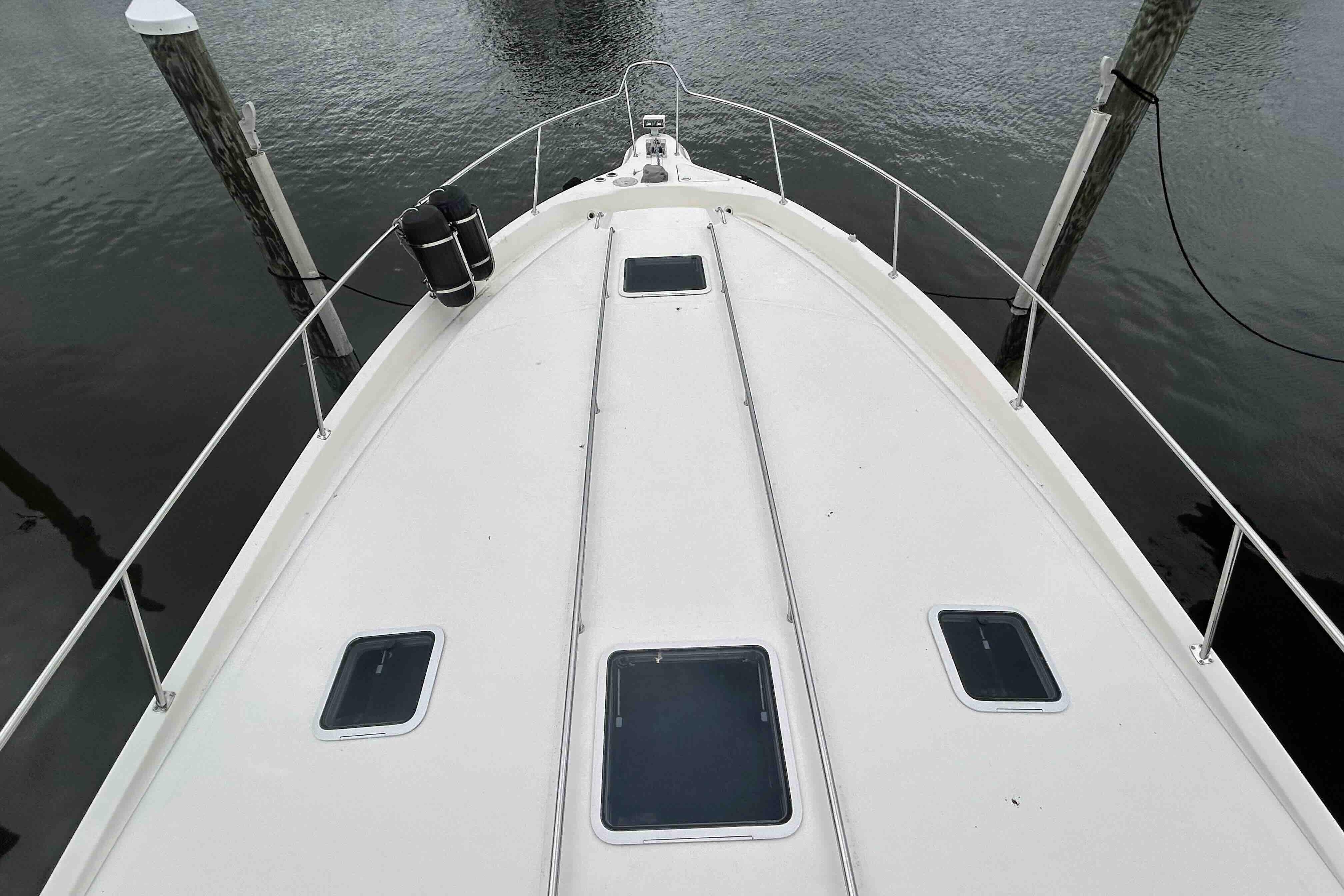 NY 10499 BS Knot 10 Yacht Sales NY 10499 BS Knot 10 Yacht Sales