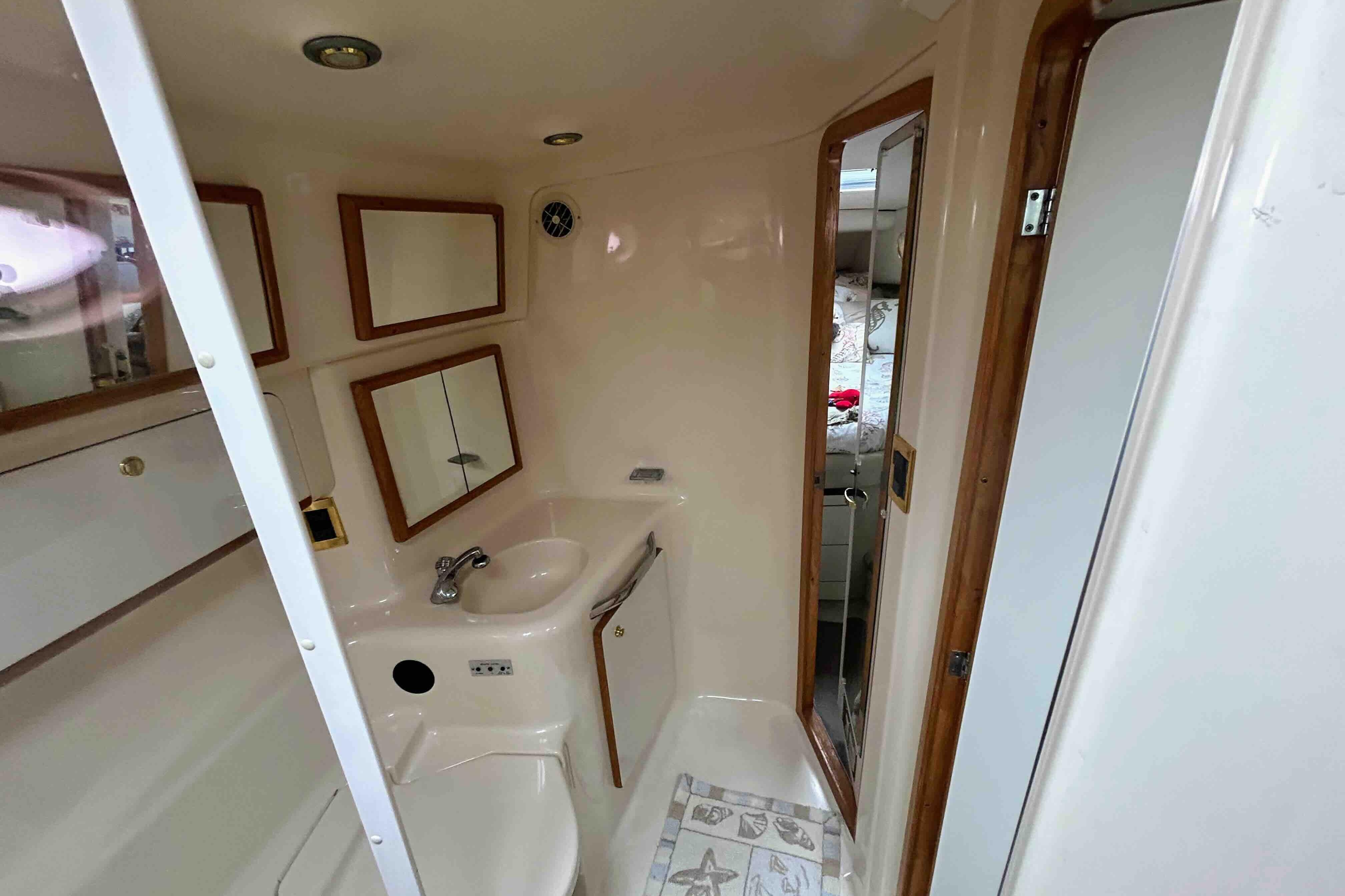 NY 10499 BS Knot 10 Yacht Sales NY 10499 BS Knot 10 Yacht Sales