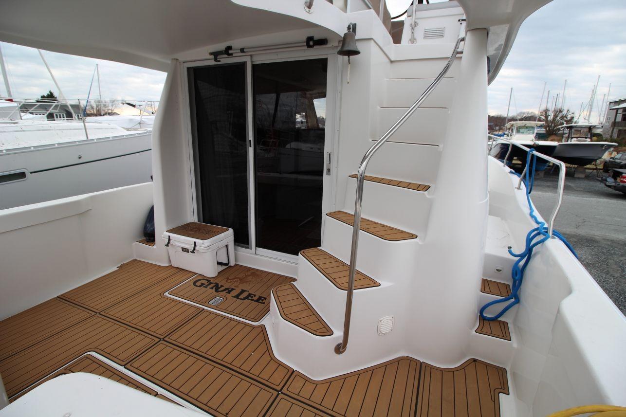 M 10574 CF Knot 10 Yacht Sales M 10574 CF Knot 10 Yacht Sales