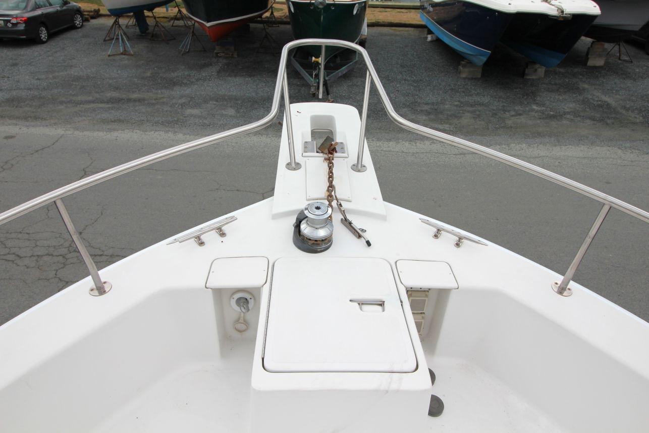 M 10574 CF Knot 10 Yacht Sales M 10574 CF Knot 10 Yacht Sales