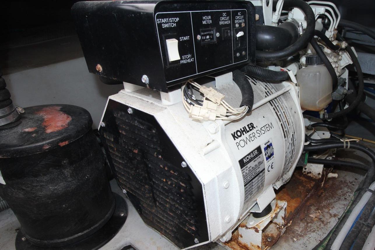 M 10574 CF Knot 10 Yacht Sales M 10574 CF Knot 10 Yacht Sales