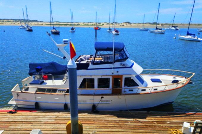 1983 Ocean Alexander 43