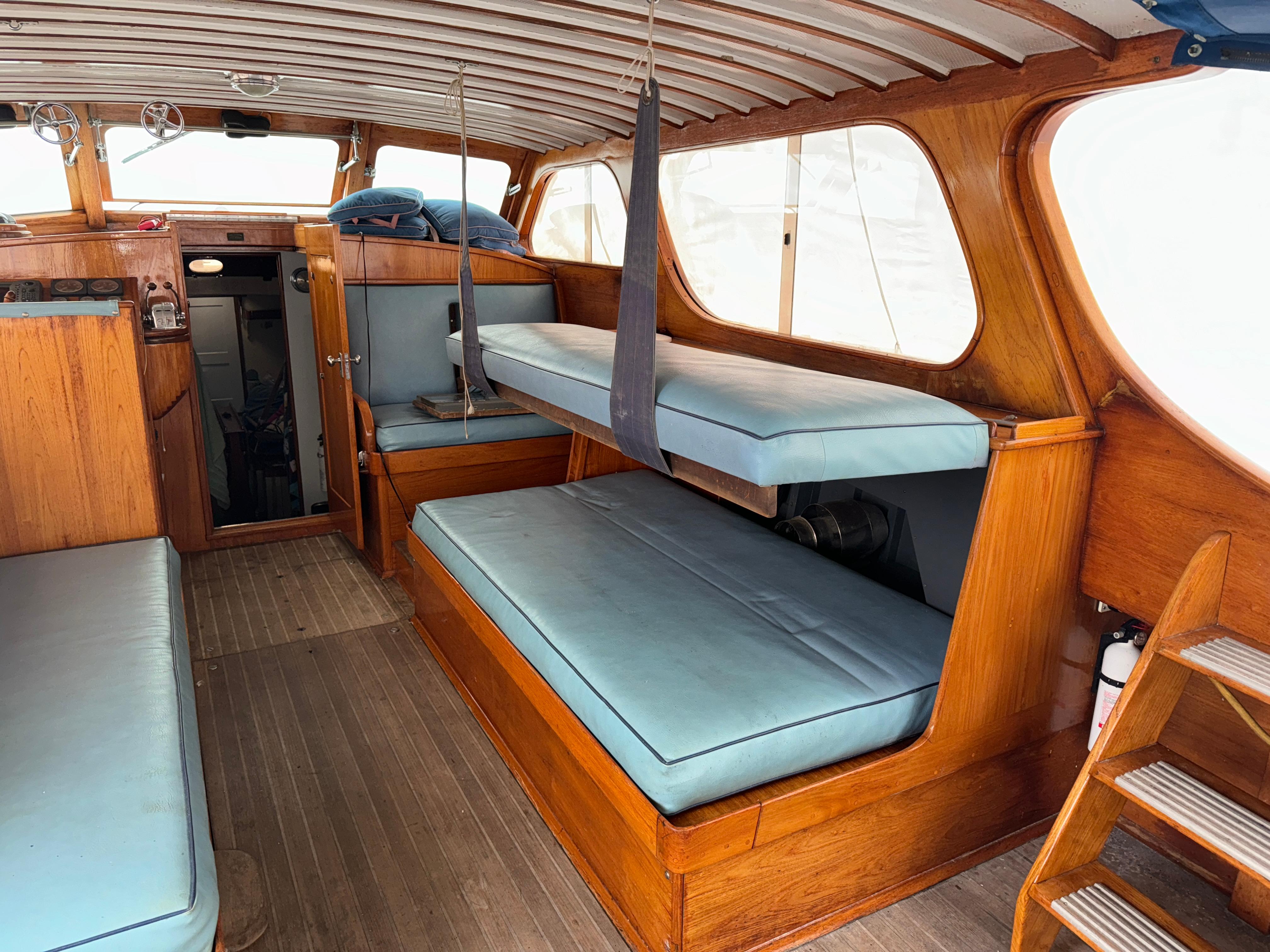 KU CHU - 1947 Rhodes Nevins Picnic Boat gallery image 5