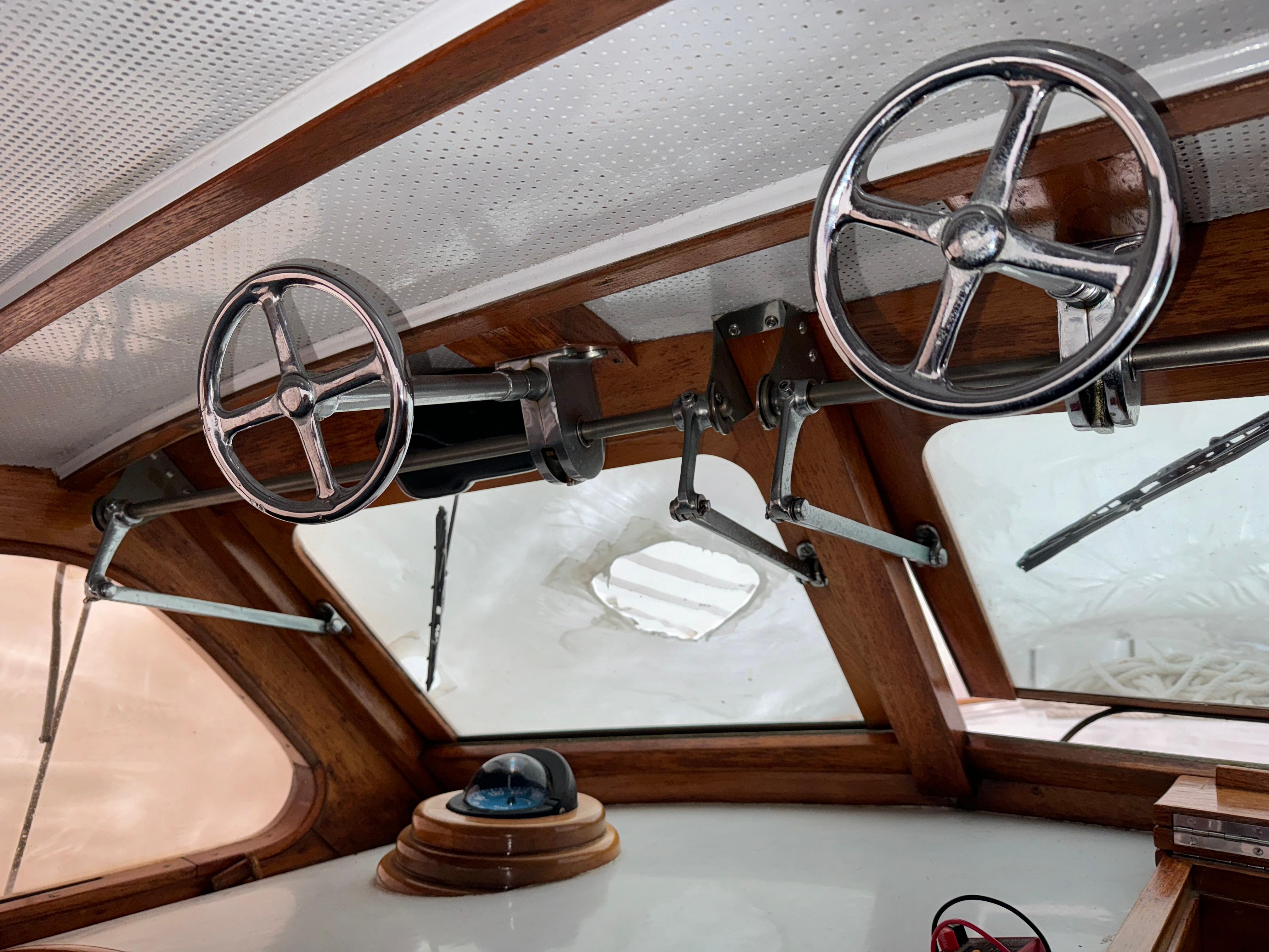 KU CHU - 1947 Rhodes Nevins Picnic Boat gallery image 12