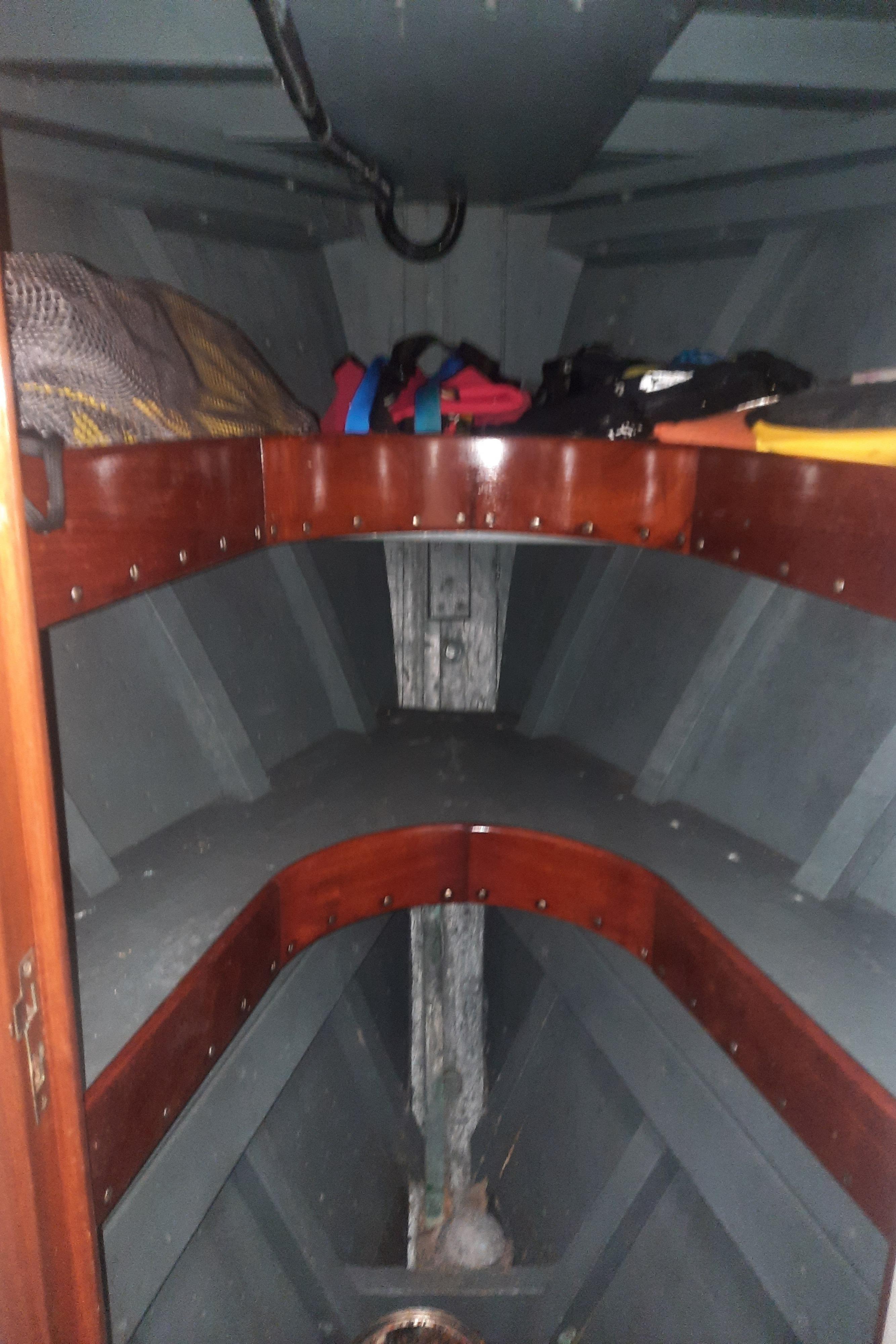 KU CHU - 1947 Rhodes Nevins Picnic Boat gallery image 20