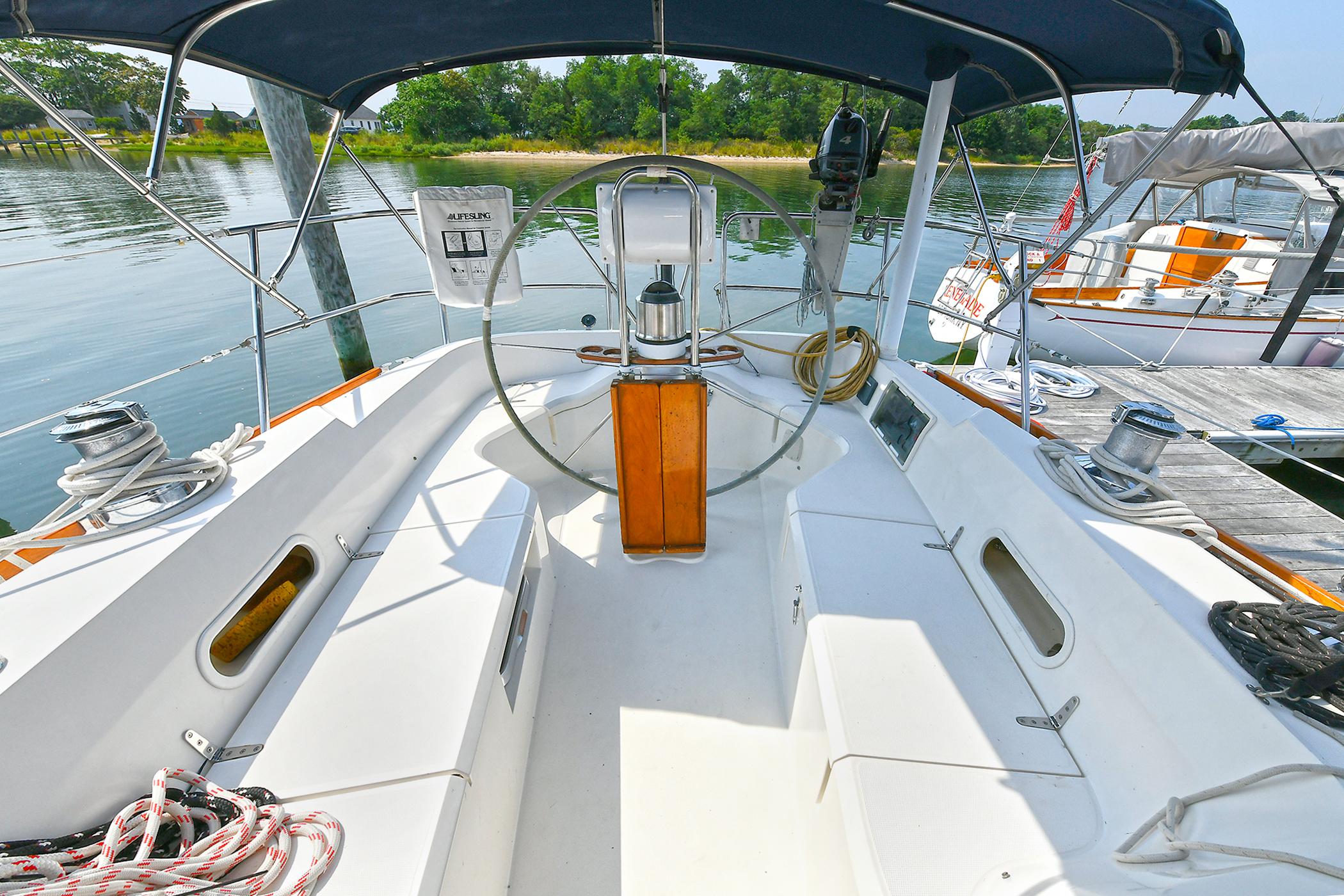 Newport RI Yacht Brokerage