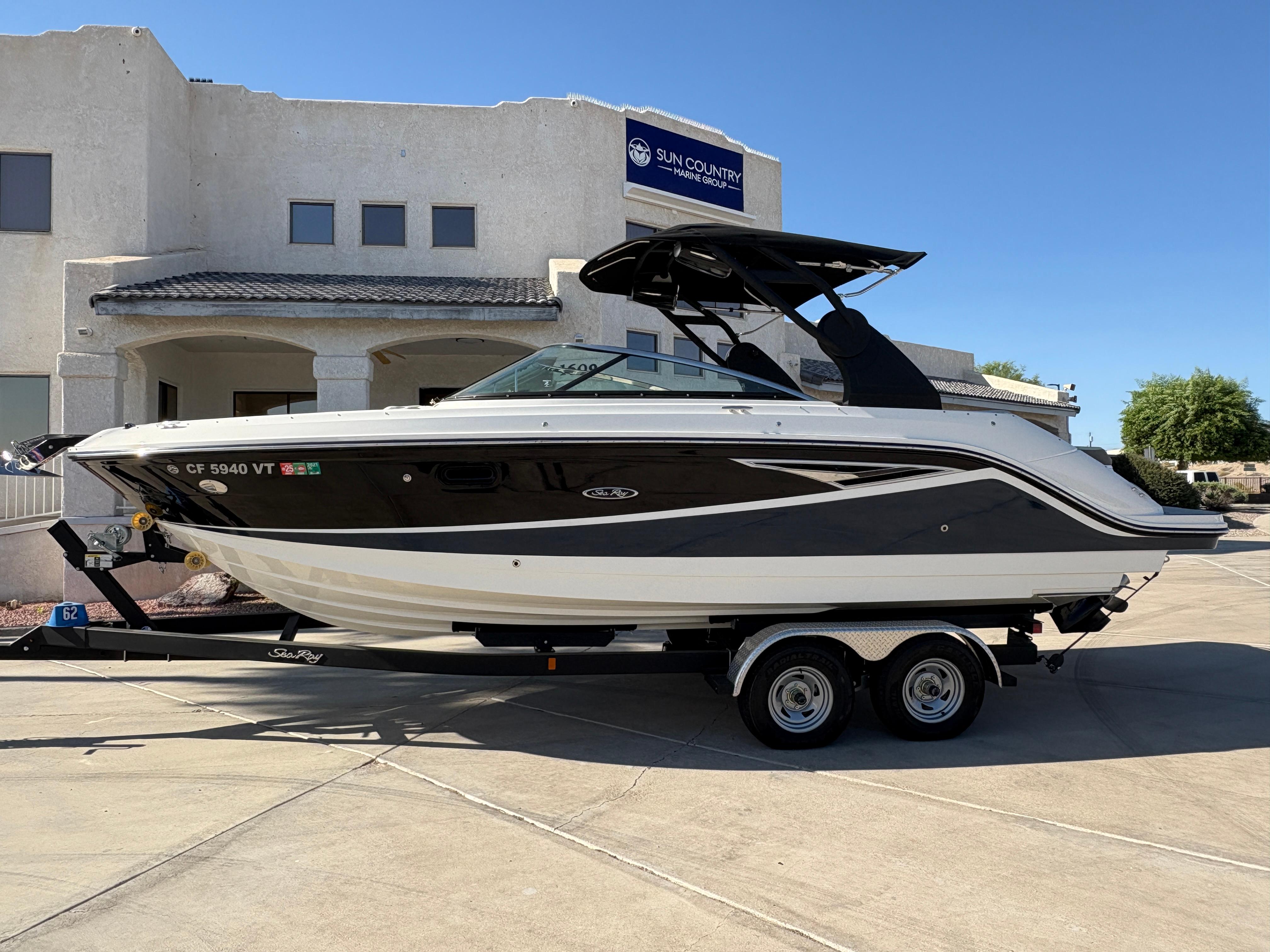 2021 Sea Ray SLX 250 #TJC1976 inventory image at Sun Country Marine Group, Lake Havasu City, AZ 2021 Sea Ray SLX 250 #TJC1976 inventory image at Sun Country Marine Group, Lake Havasu City, AZ