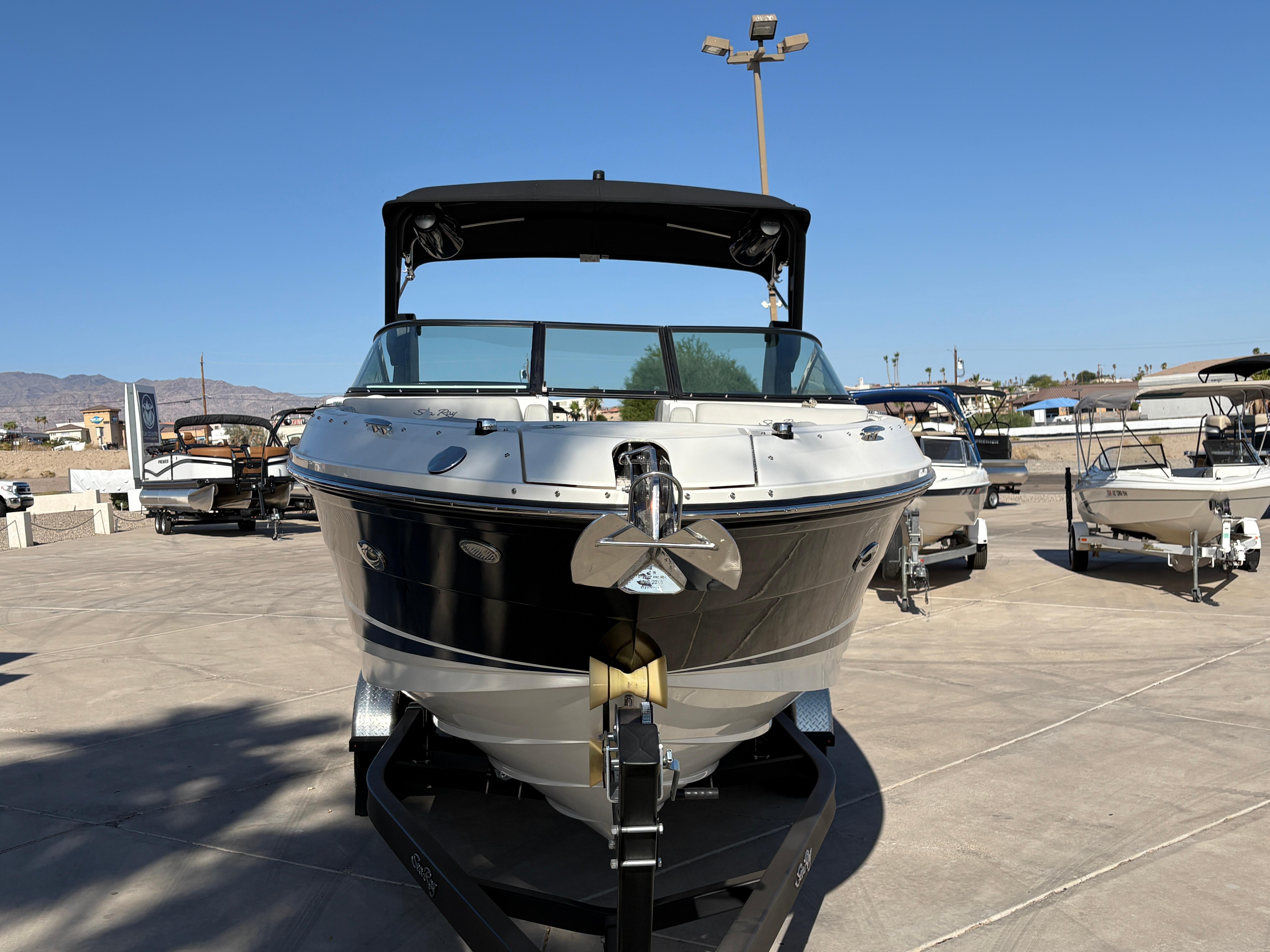2021 Sea Ray SLX 250 #TJC1976 inventory image at Sun Country Marine Group, Lake Havasu City, AZ 2021 Sea Ray SLX 250 #TJC1976 inventory image at Sun Country Marine Group, Lake Havasu City, AZ