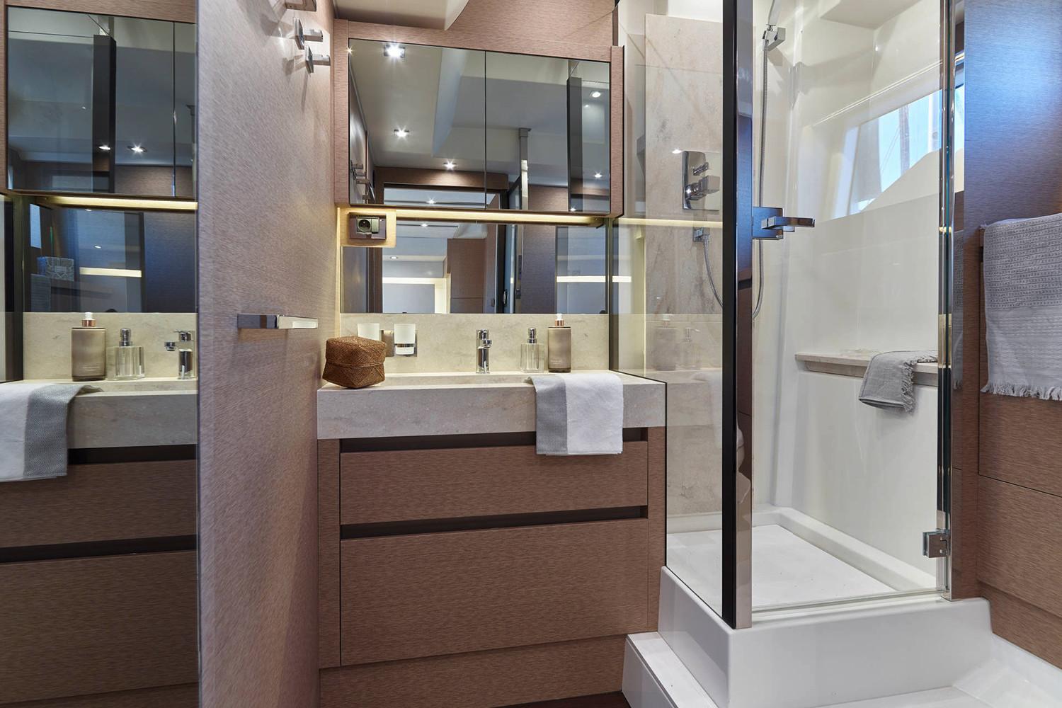 2021 Prestige 630 large 38