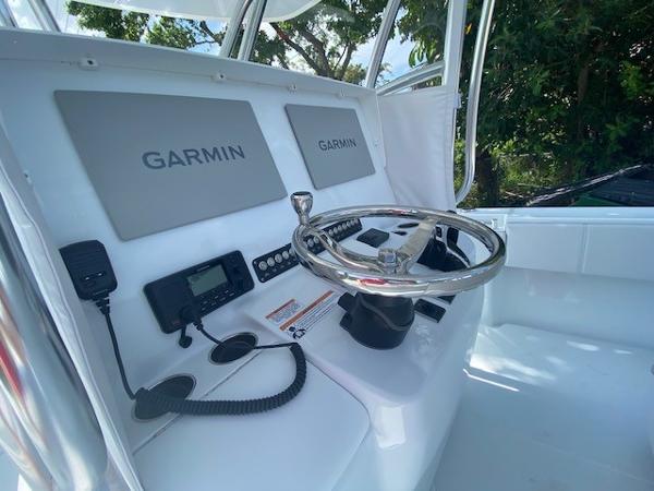 32' Contender, Listing Number 100876016, - Photo No. 9