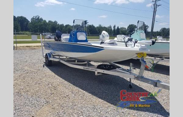2021 Excel boat for sale, model of the boat is 203 Bay & Image # 1 of 7