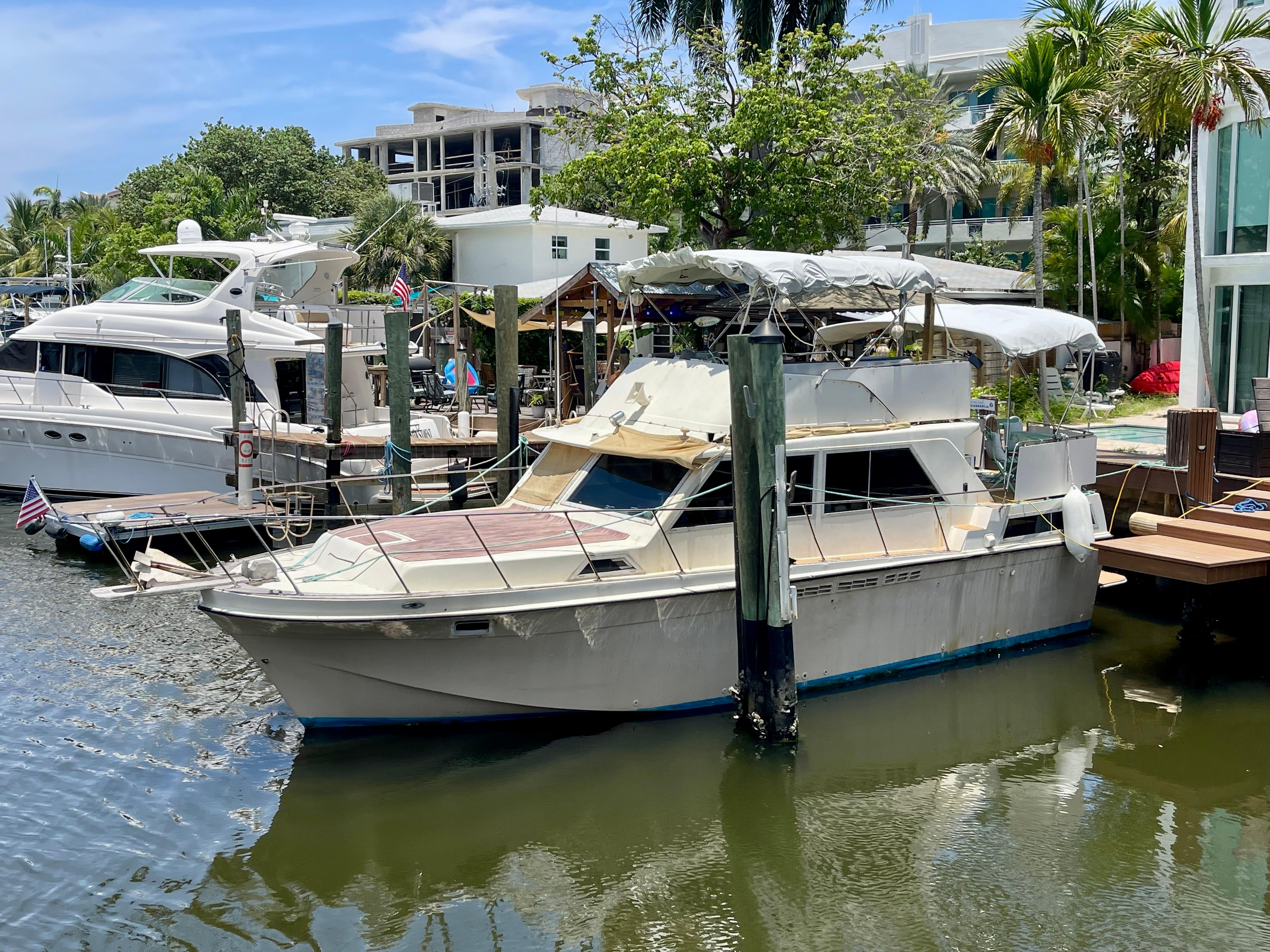 1979 Uniflite Double Cabin GRACE