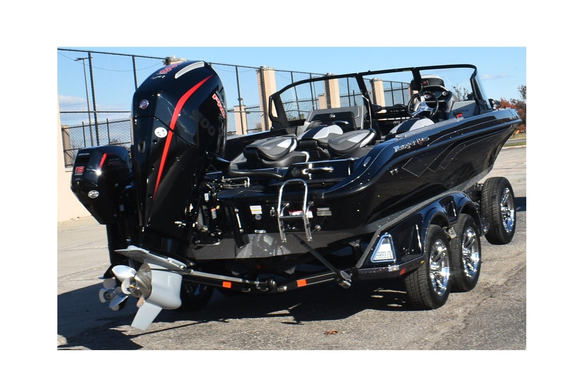 F8船溜まり 2026 Ranger 621FS Cup-Equipped - Grand Pointe Marina