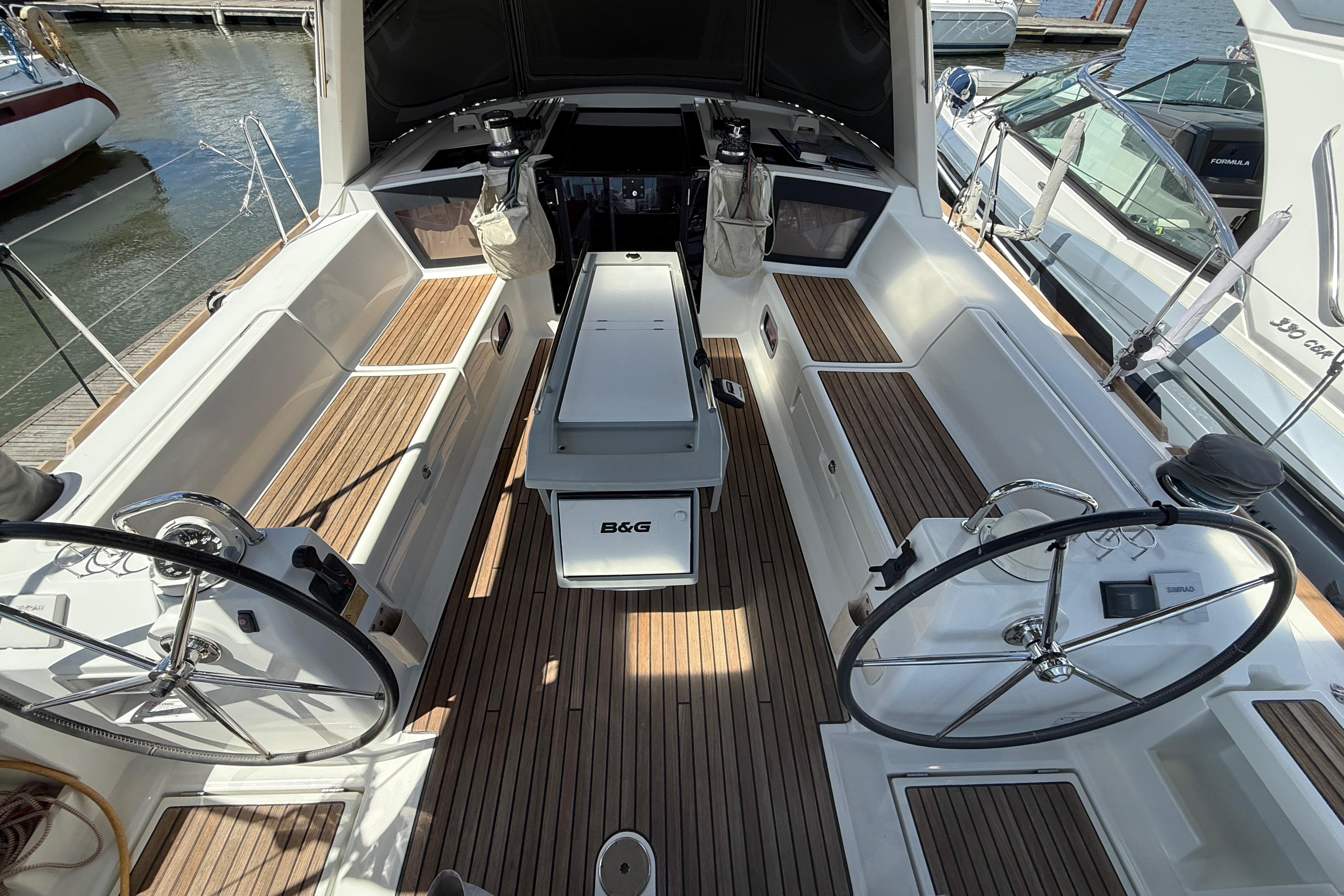 Yacht Photos Pics