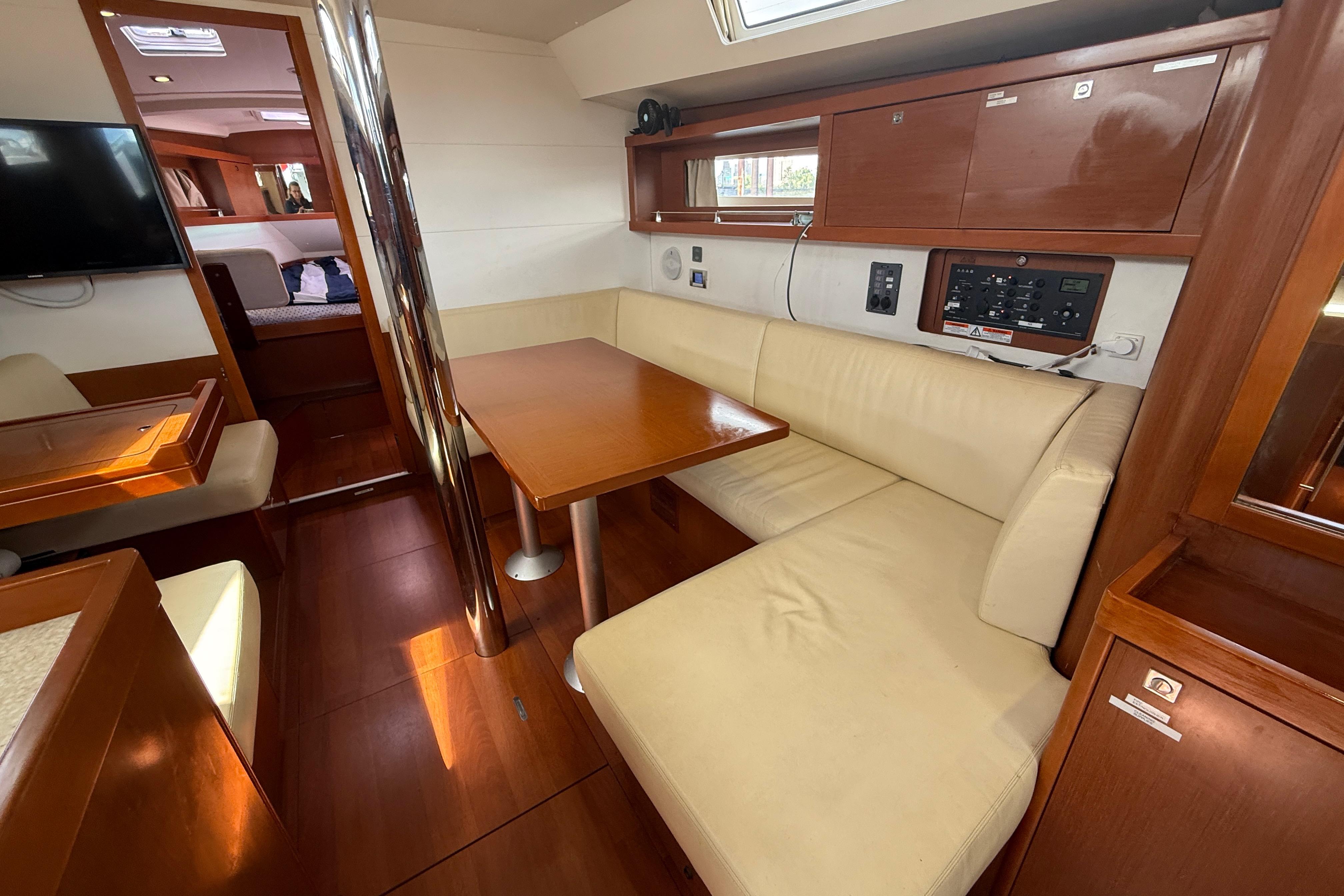 Yacht Photos Pics