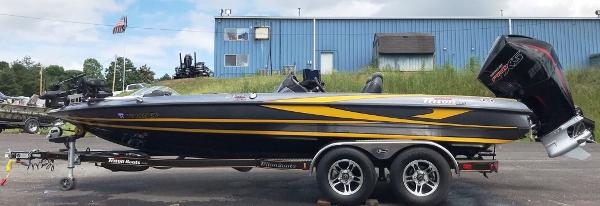 2015 Triton boat for sale, model of the boat is 21 TRX & Image # 6 of 21